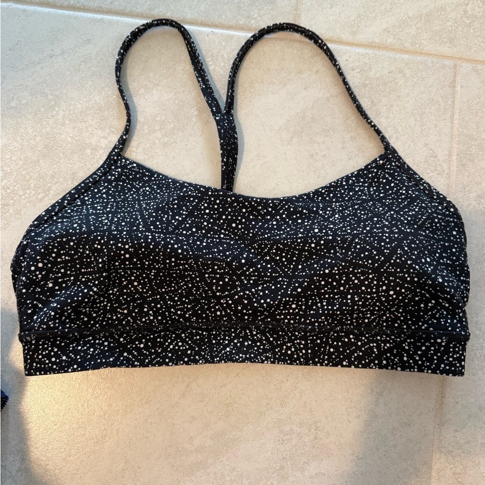 Women's lululemon Y flow bra